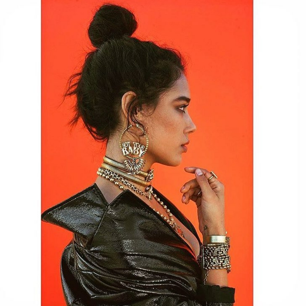 Dylanlex Becca hoops earrings Not Your Baby